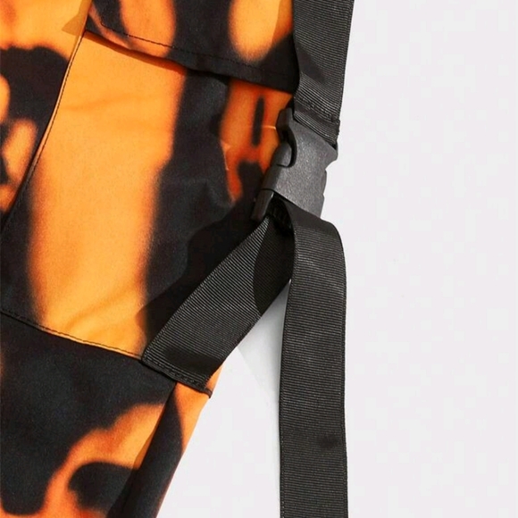 BRAND NEW! BUCKLE CARGO PANTS SIZE S (32) - Picture 4 of 4